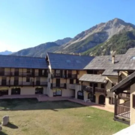 Apartment Loue De Renove A